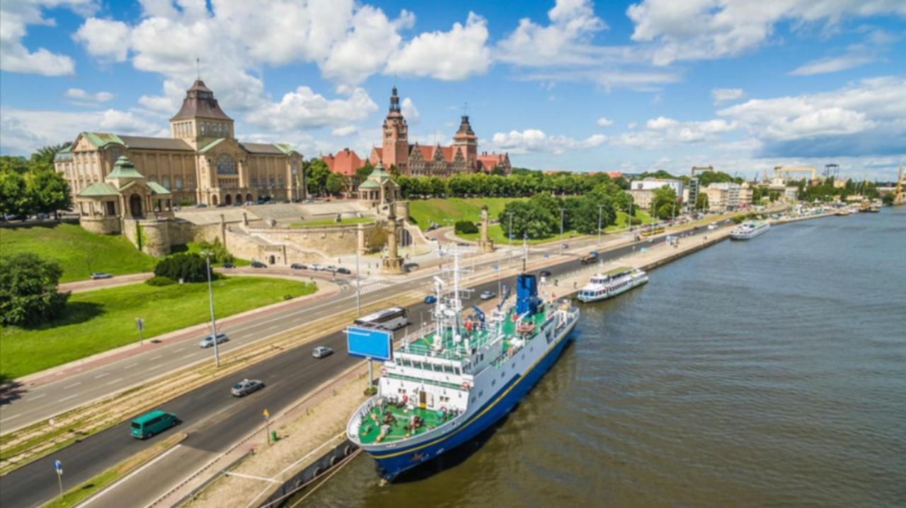 Black Pearl De Luxe Apartments View Kaskada Szczecin Bagian luar foto